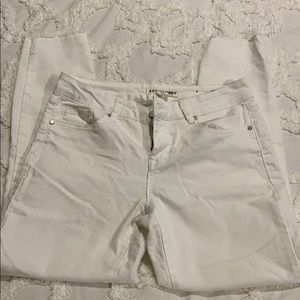 White skinny ankle cut Jeans size 4